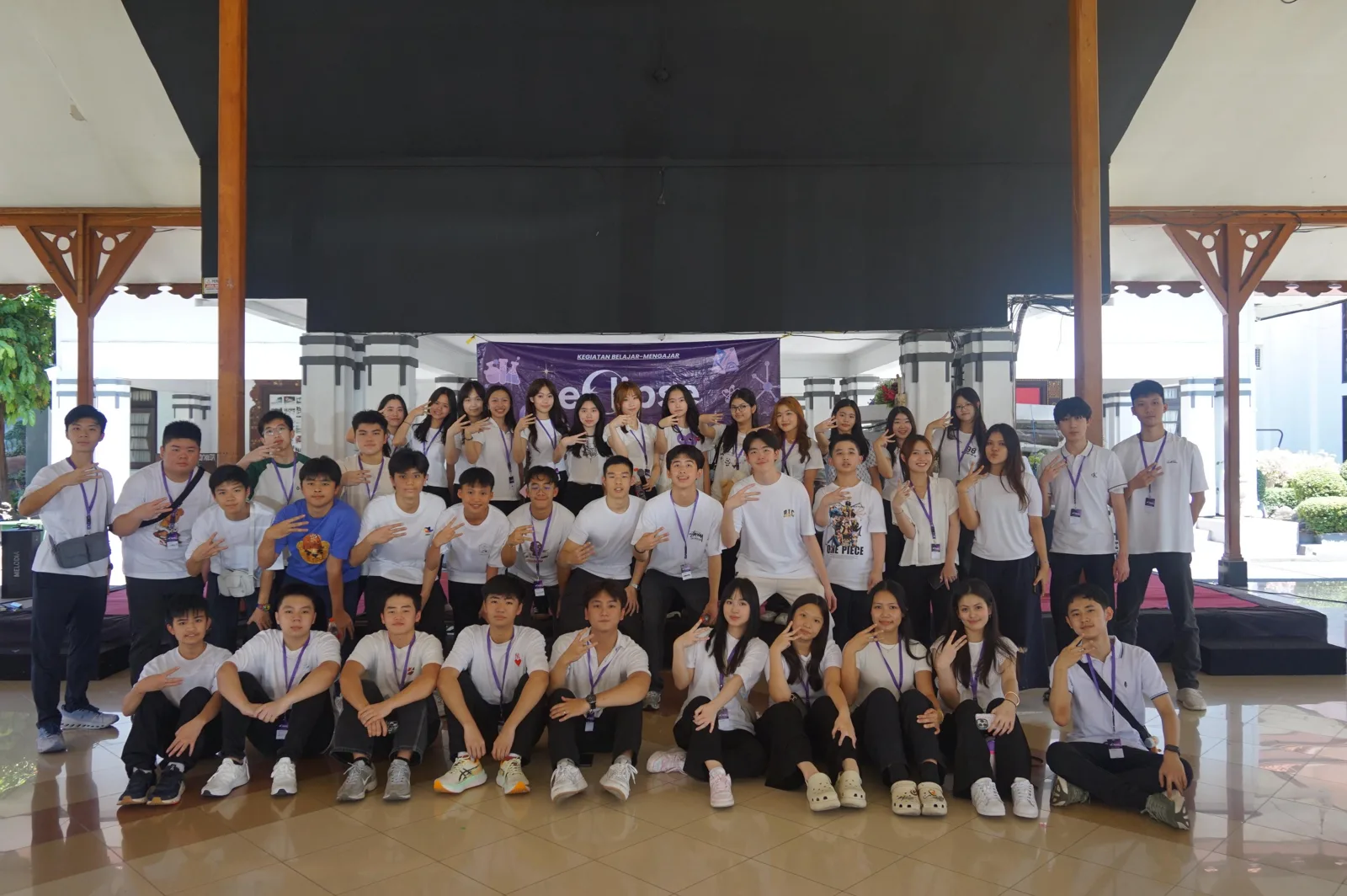EclipseLearns volunteers together at a community event